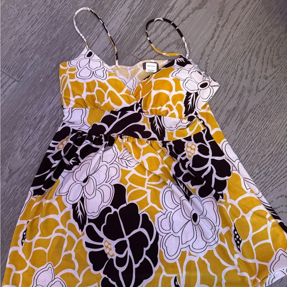 Siren Lily Mustard and Black Floral Top - Picture 2 of 4